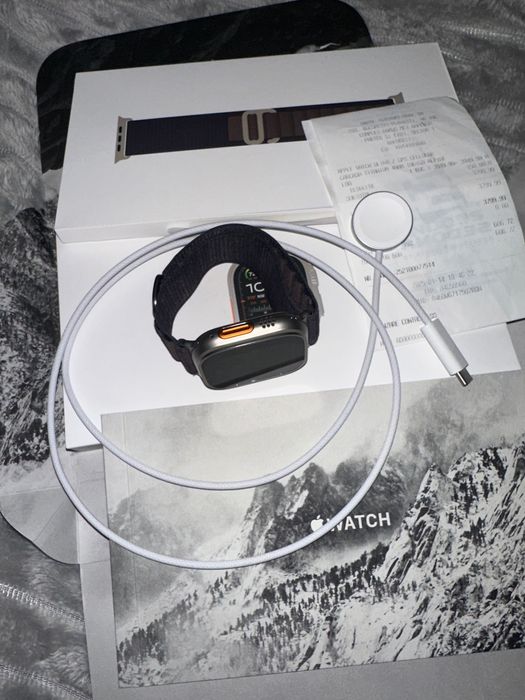 Apple Watch Ultra 2 49mm Natural Titanium | Alpine Loop Indigo L | Baterie 97% | Garantie eMag 2027 | Full Box