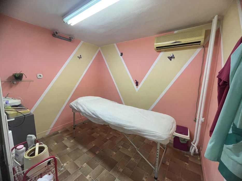 Дава се под наем  в Пловдив, Тракия -  кв.м за 280.5 € - Снимка #1