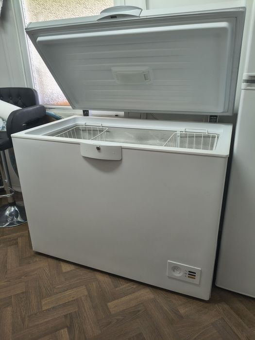 De vânzare ladă frigorifică și frigider