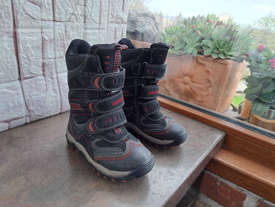 детски ботуши,зимни обувки,боти,апрески,Geox номер26 за момче,геокс