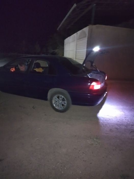 Opel omega b sotiladi