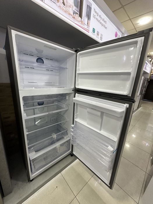 Холодильник Samsung RT53DB7B60ET бежевый