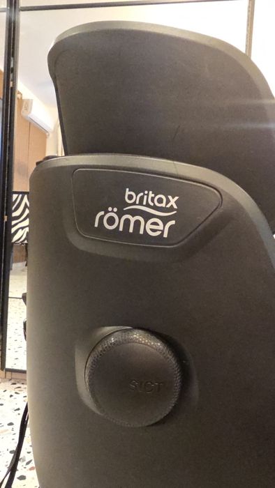 Scaun auto Britax romer advansafix IV R 9-36 kg