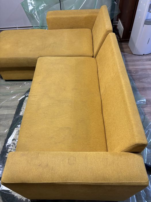 Curatare canapele , tapiterii auto