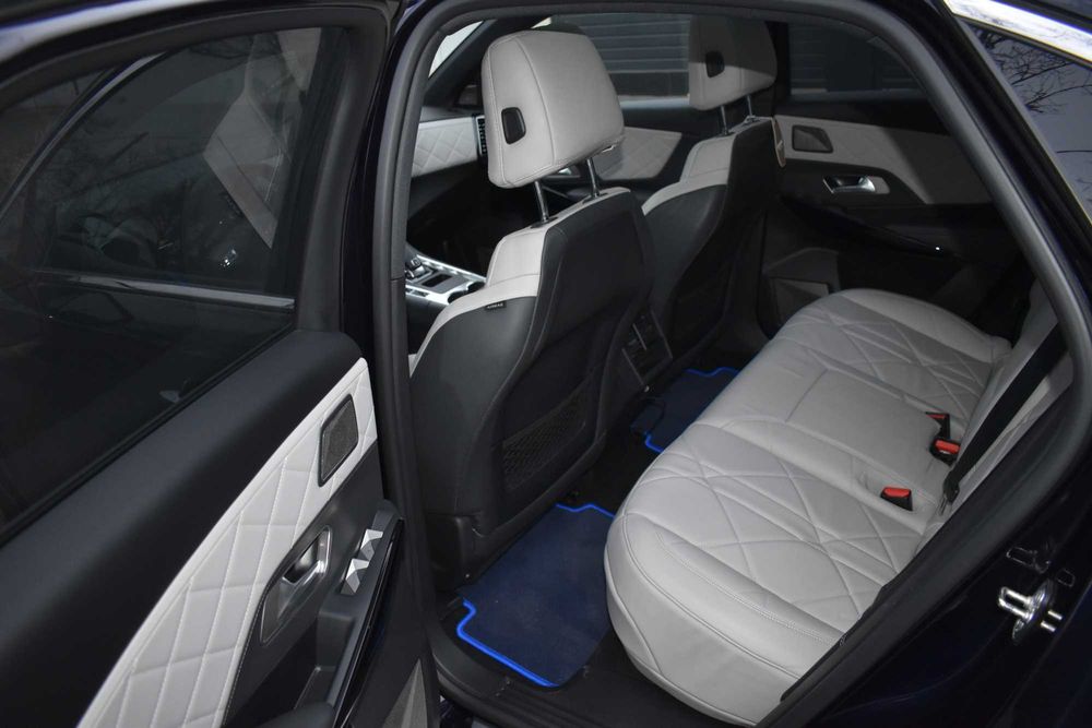 DS Automobiles DS 7 Crossback DS7 Crosback 1.6 PHeV AWD 300 EAT8 Rivol