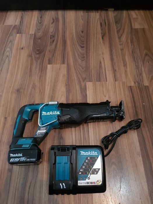 Fierăstrău sabie Makita Brushless