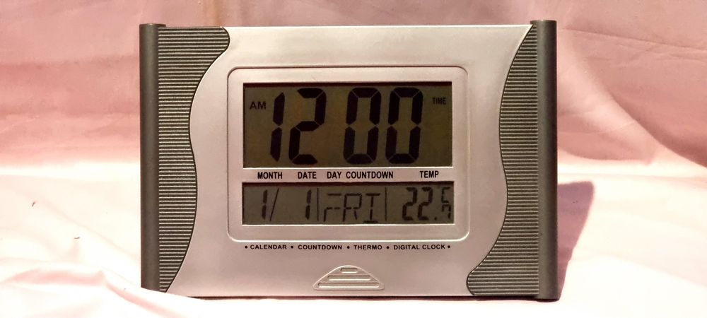 Ceas de masa/perete electronic,vintage