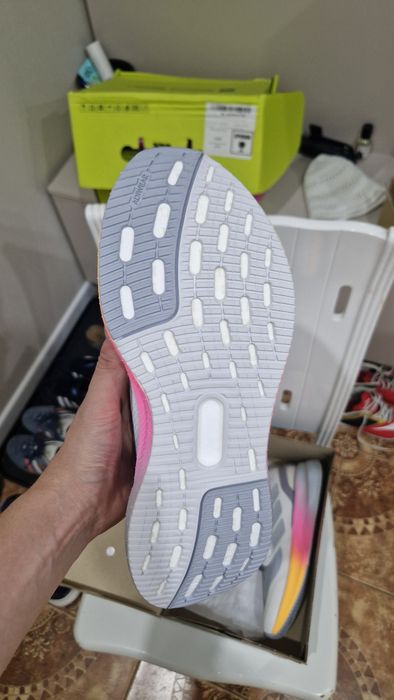 Беговые кроссовки Adidas pureboost 5