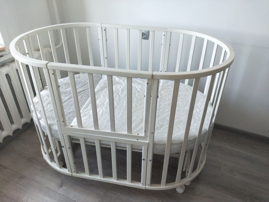 Детская кроватка универсальная