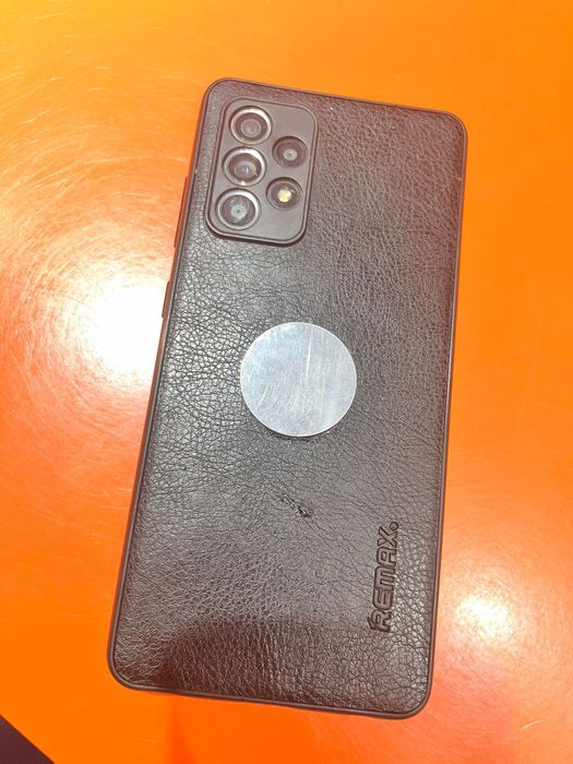 Продам Самсунг А52