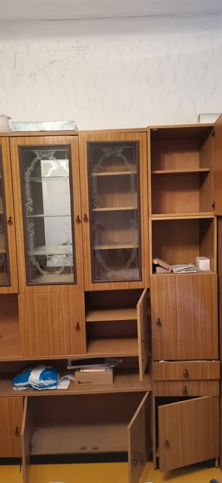 Стенка б/у. Бесплатно. Самовывоз.