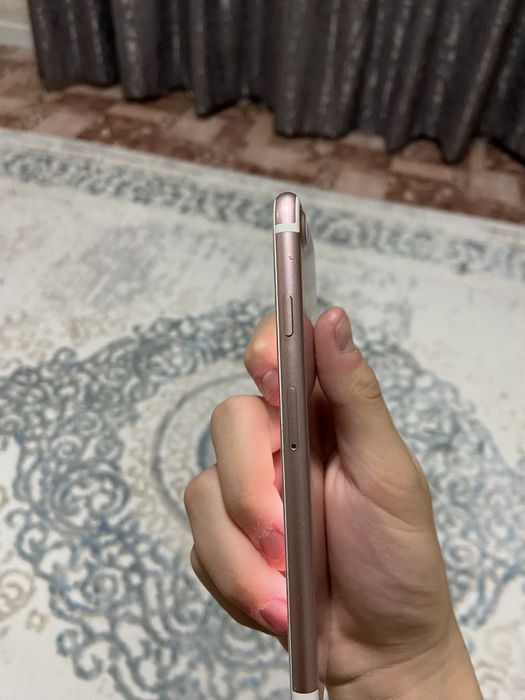 Айфон 7 цвет розвый