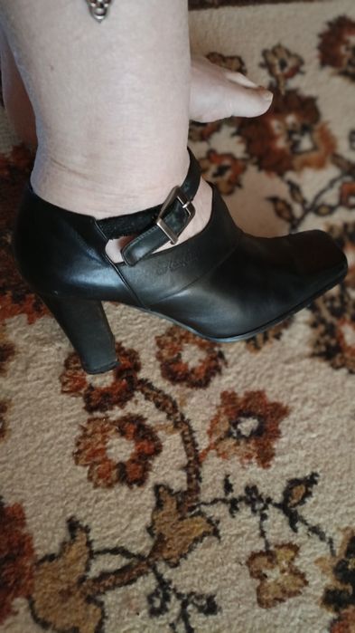 Продам туфли кожаные