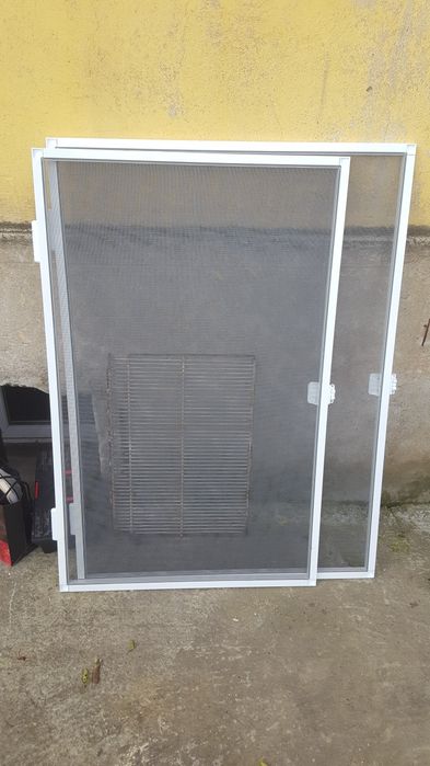 Execut plase insecte.si rolete .reglaj termopane rulouri si jaluzele