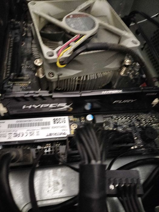 De vanzare PC gaming