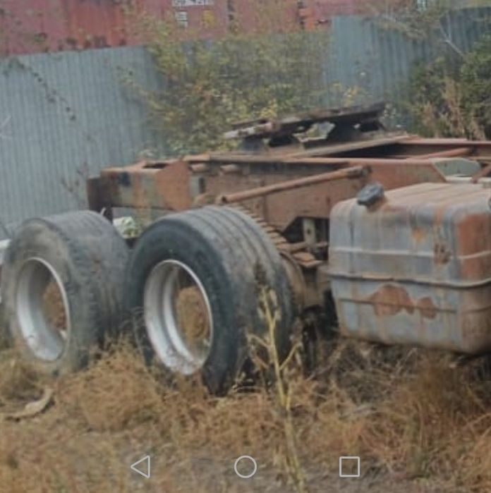 Продам топливный бак хово.