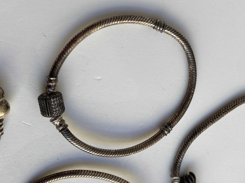 ЛОТ 5 Сребърни гривни Pandora