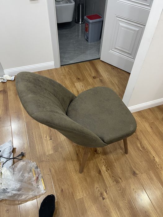 Продам стулья 6 шт