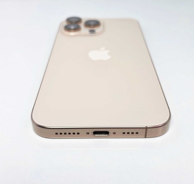 iPhone 16 Pro Max 256GB Desert Titanium