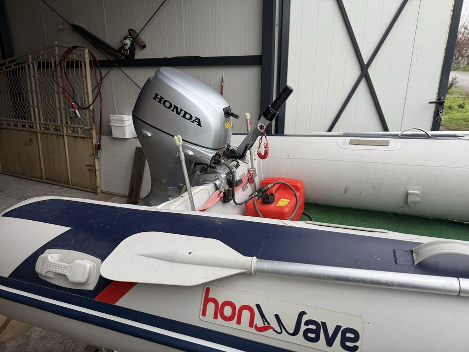 Лодка и мотор Хонда