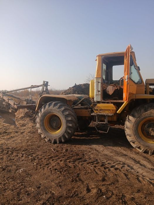 Продам трактор Хтз 150.