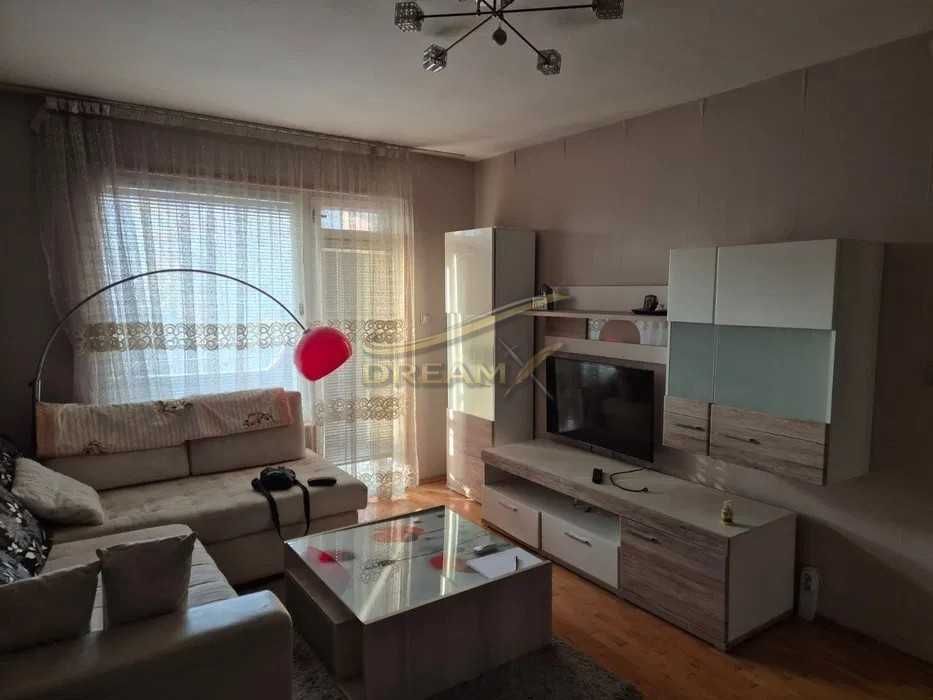 Тристаен апартамент в кв.Тракия! 71891657