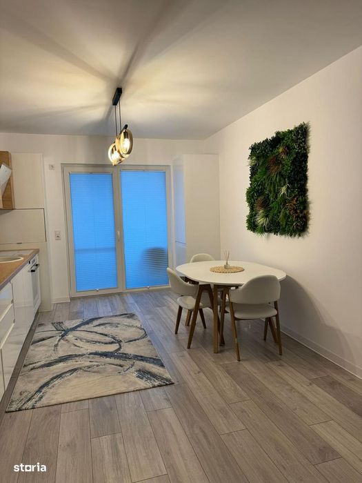Apartament 3 camere bloc nou et 8