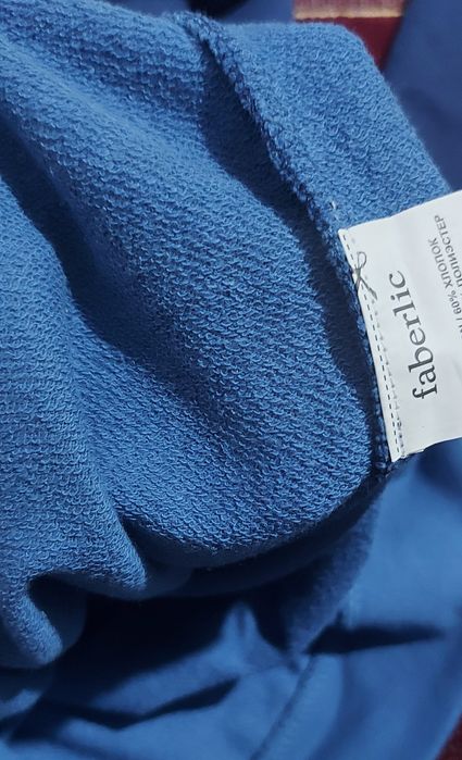 Фирменная мужская кофта