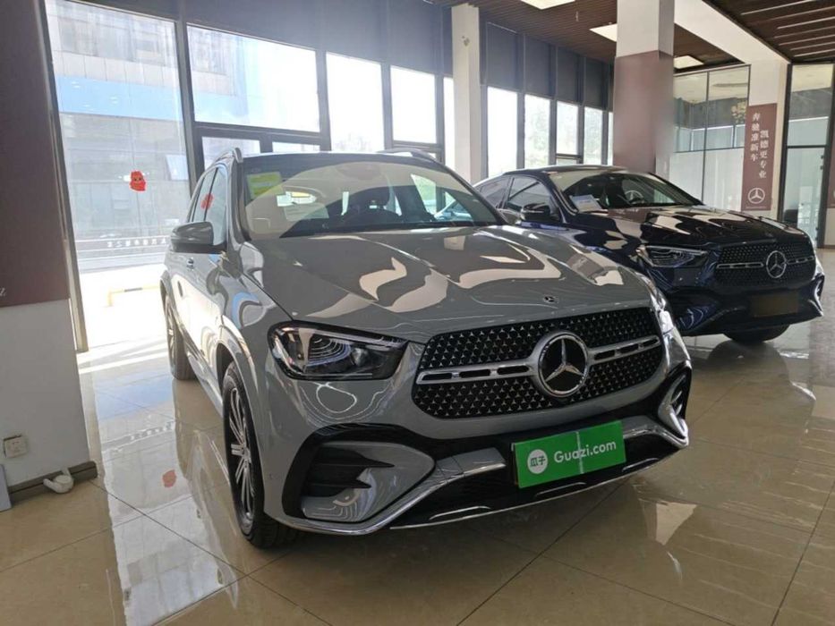 Mercedes-Benz GLE 350 Refreshed 4MATIC Stylish Edition