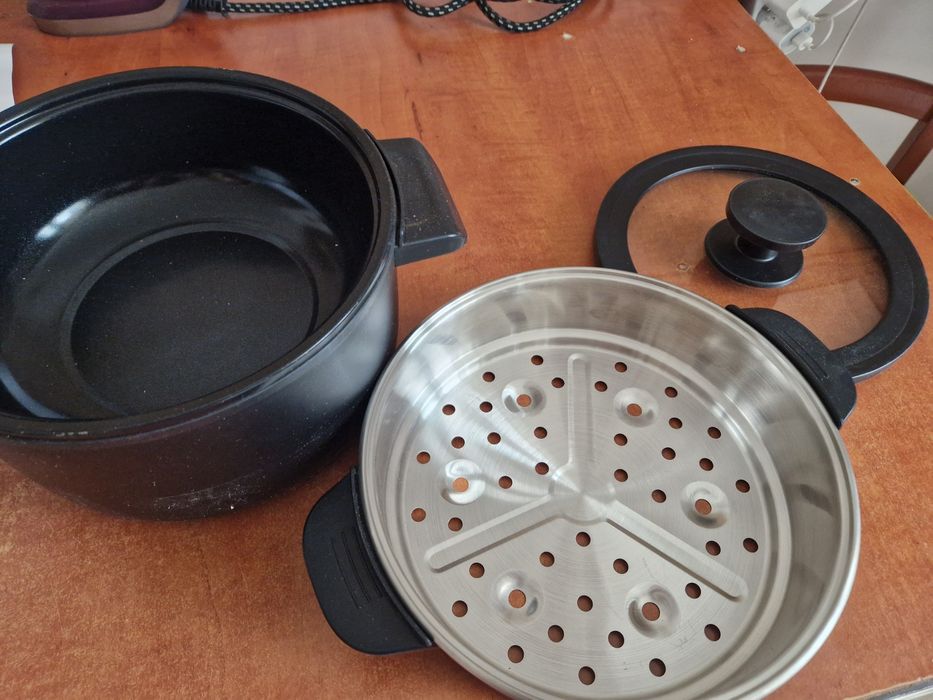 Oala electrica de gatit culoare neagra