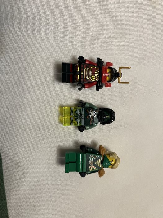 Лего  минифигурки