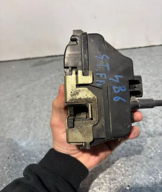 Broasca usa fata stanga Renault Laguna 2005 1.9 DCi MT (110 hp)