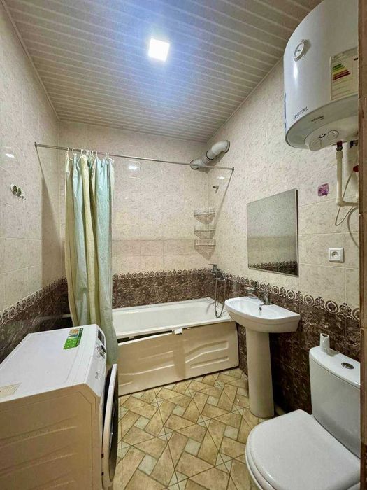 3 xonali 80m2 3-qavat.yangi g’ishtli dom.