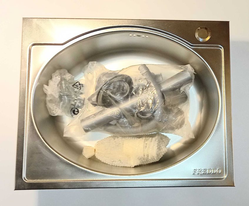 Vând chiuvetă inox încastrabilă nouă