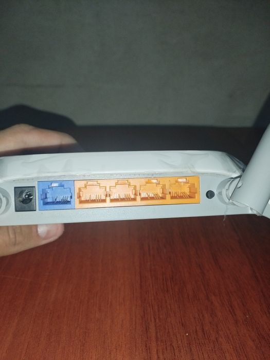 Продаю роутер Tp-link
