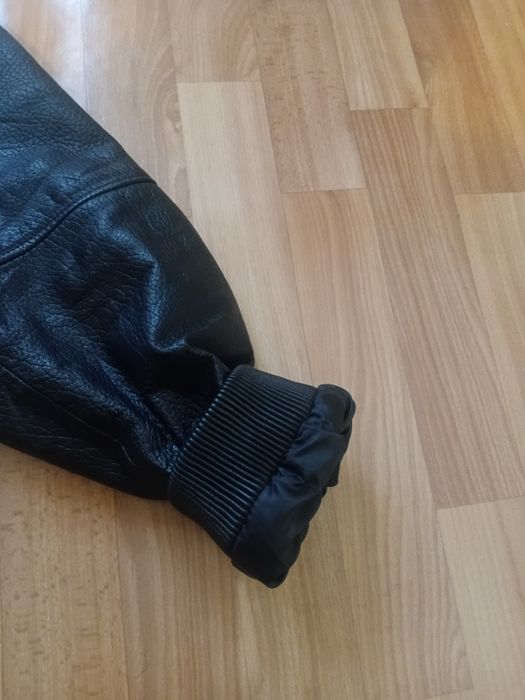 Продам кожанный куртка новый