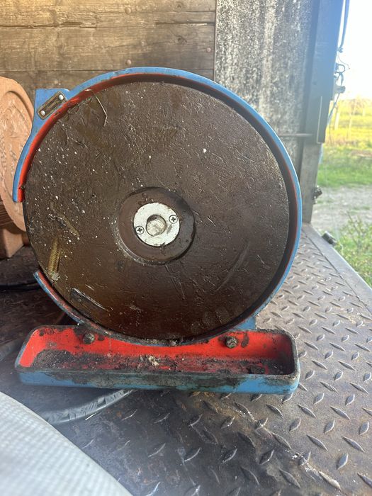 Продавам чисто ново точило за заточване на машинка за стригане на овце