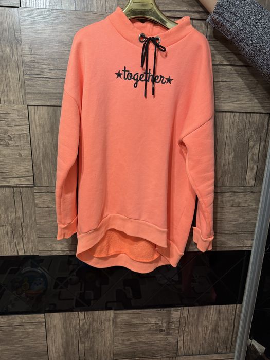 Спортивный костюм яркий