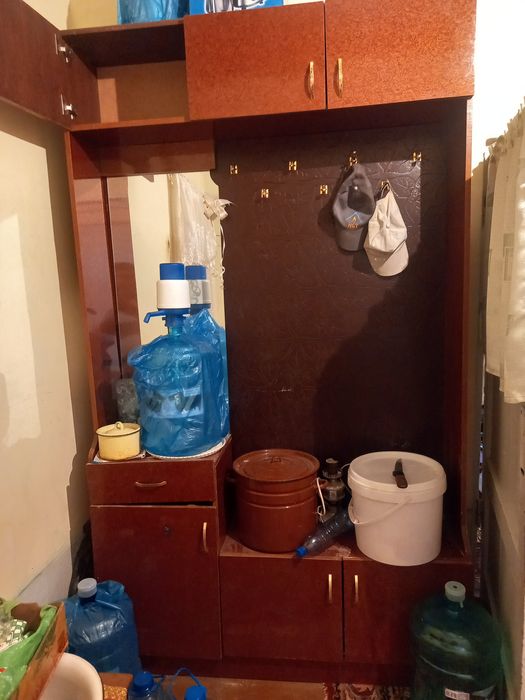 Продаеться шифонер