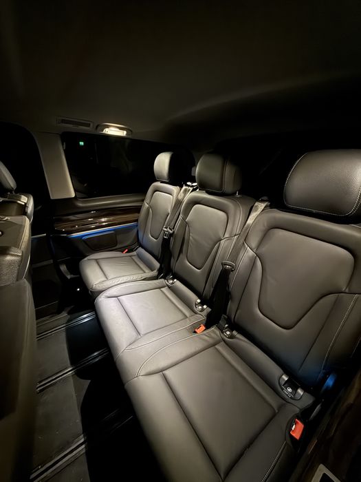 Rent a car - inchirieri microbuz Mercedes V class V300,Van/duba