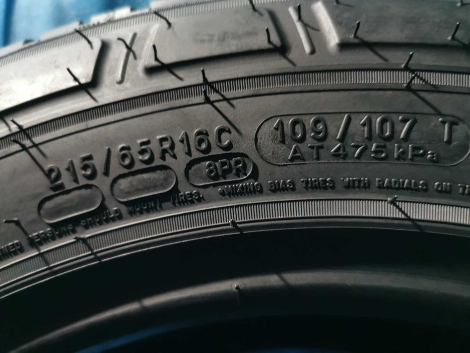 215/65 R16 c - michelin 4 bucati cargo