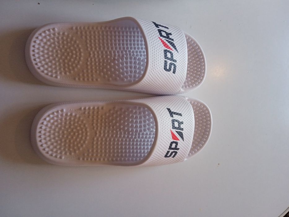 10000.Массажёрки-сланцы,продам.,44-45.