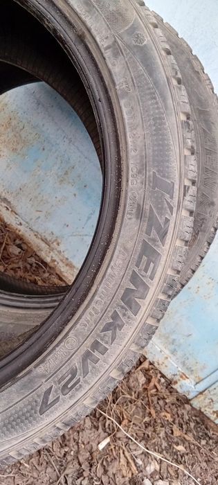 Продам шины R18 245/45