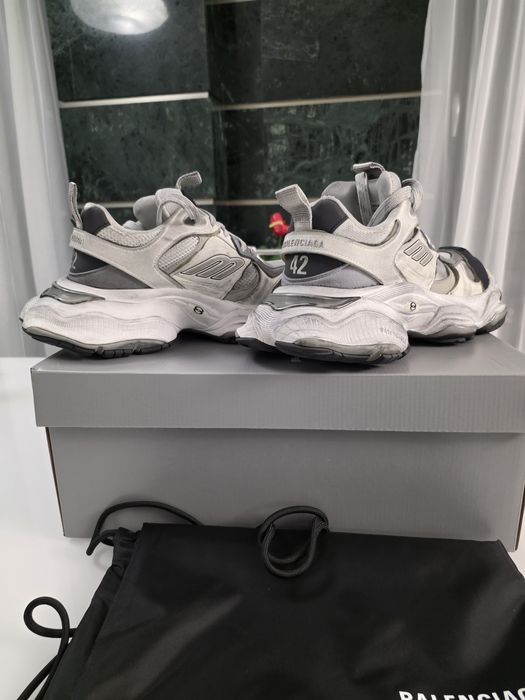 Balenciaga Cargo