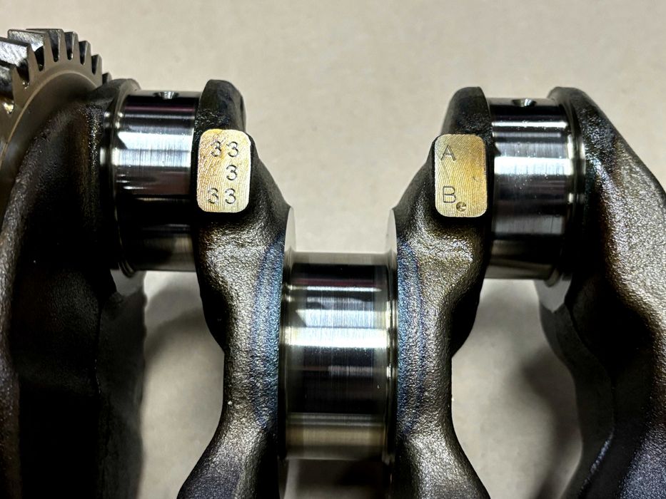 Коленвал Toyota Camry 2AR-FE