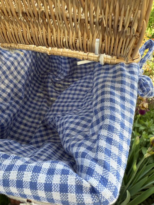 Корзина плетенная