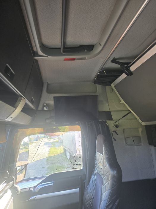 Vând ansamblu MAN TGX 18.440 + Prelata Schmitz standard