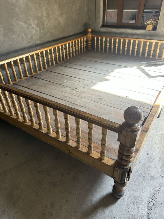 Mebel uzunligi 3 eniga 2