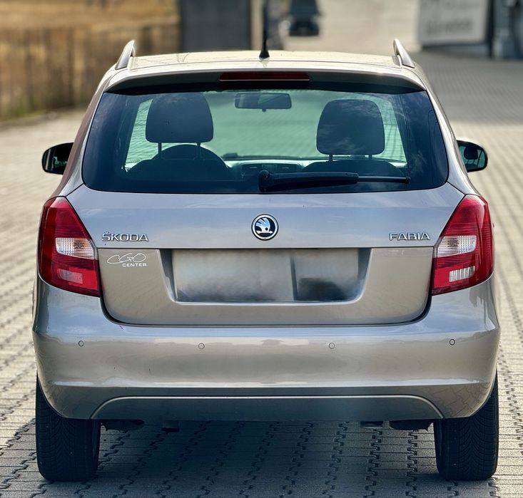 SKODA Fabia 2014 — imagine 5
