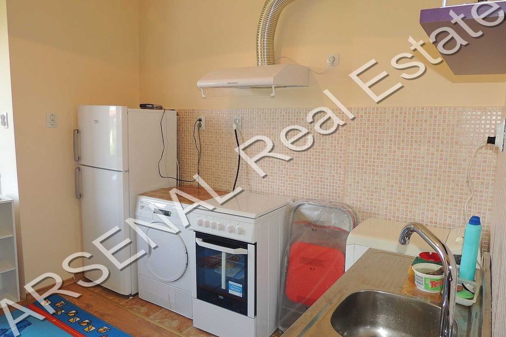 Дава се под наем Двустаен апартамент в София, Лозенец - 79 кв.м за 550 € - Снимка #1